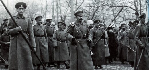 Белая гвардия на построении, черно-белая фотография