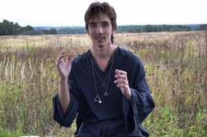 рэпер Мэйти