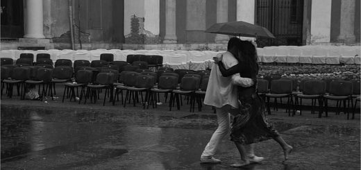 пара под дождем